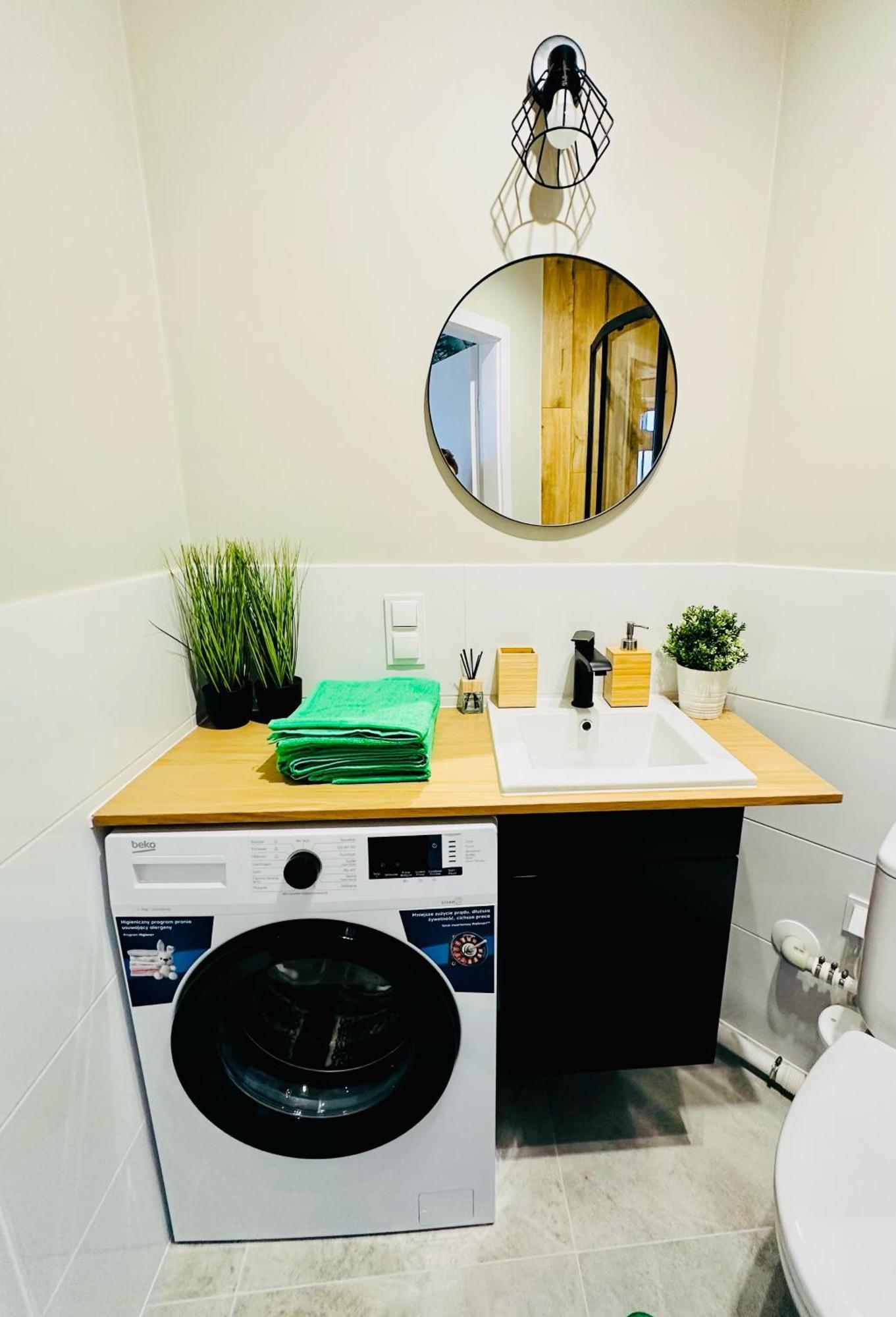 Olivia Apartments - Sloneczny Apartament W Centrum Warszawy, Plac Unii Lubelskiej, Lazienki Krolewskie, Pole Mokotowskie Varsó Kültér fotó