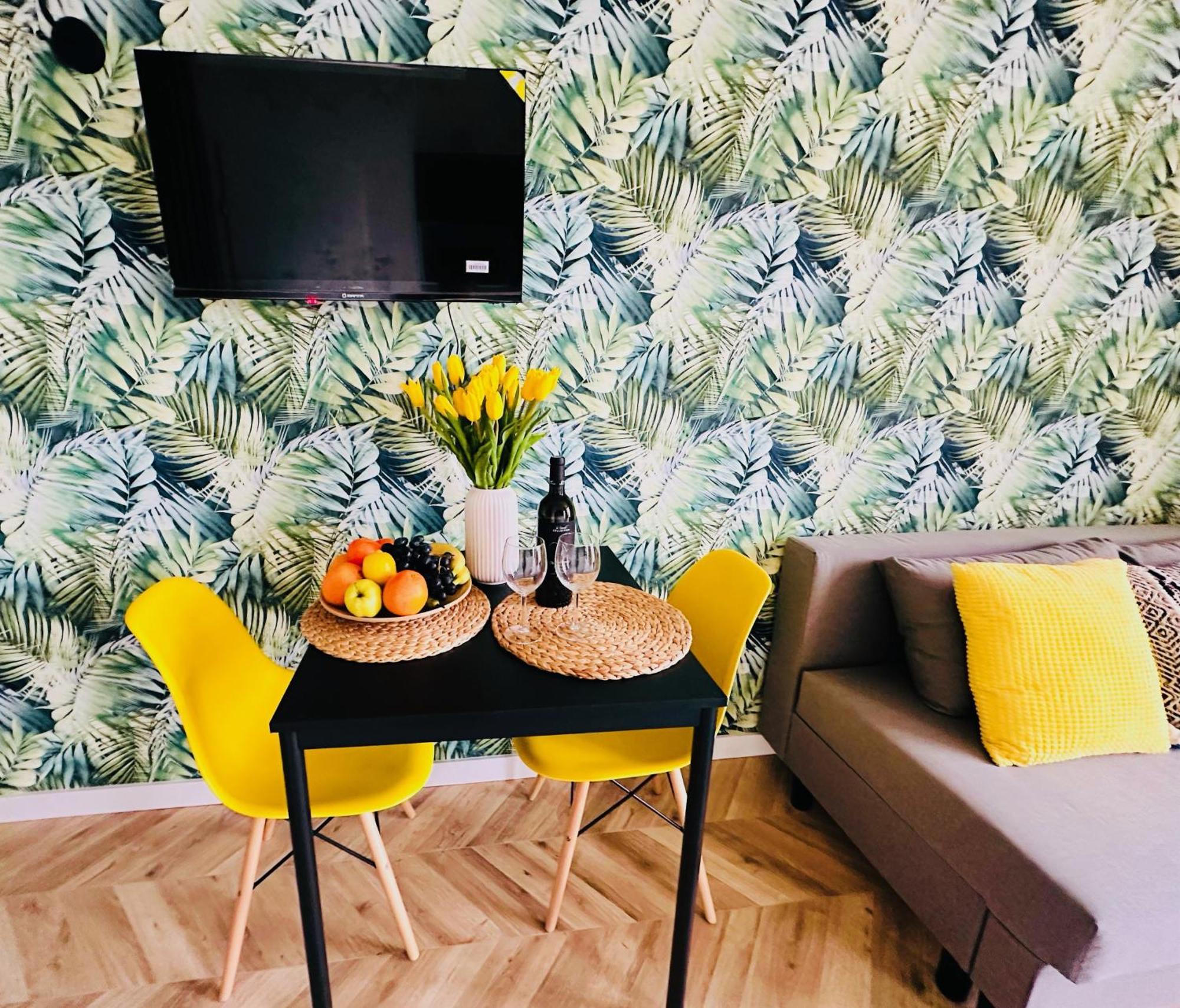 Olivia Apartments - Sloneczny Apartament W Centrum Warszawy, Plac Unii Lubelskiej, Lazienki Krolewskie, Pole Mokotowskie Varsó Kültér fotó