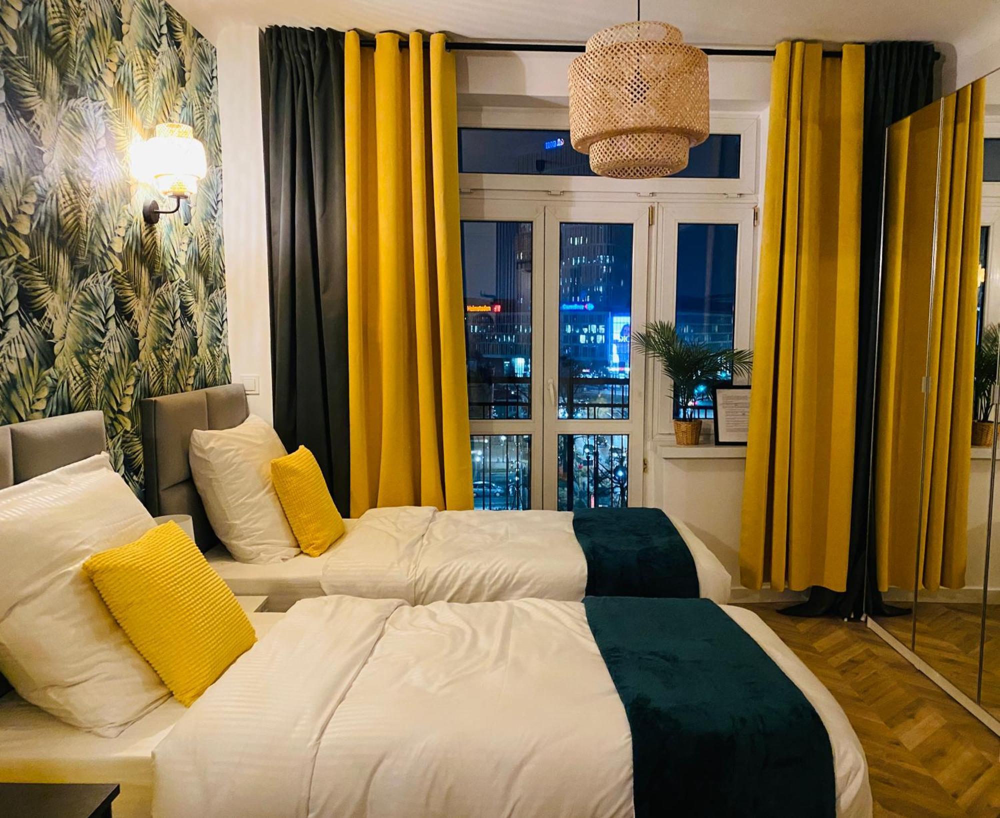Olivia Apartments - Sloneczny Apartament W Centrum Warszawy, Plac Unii Lubelskiej, Lazienki Krolewskie, Pole Mokotowskie Varsó Kültér fotó