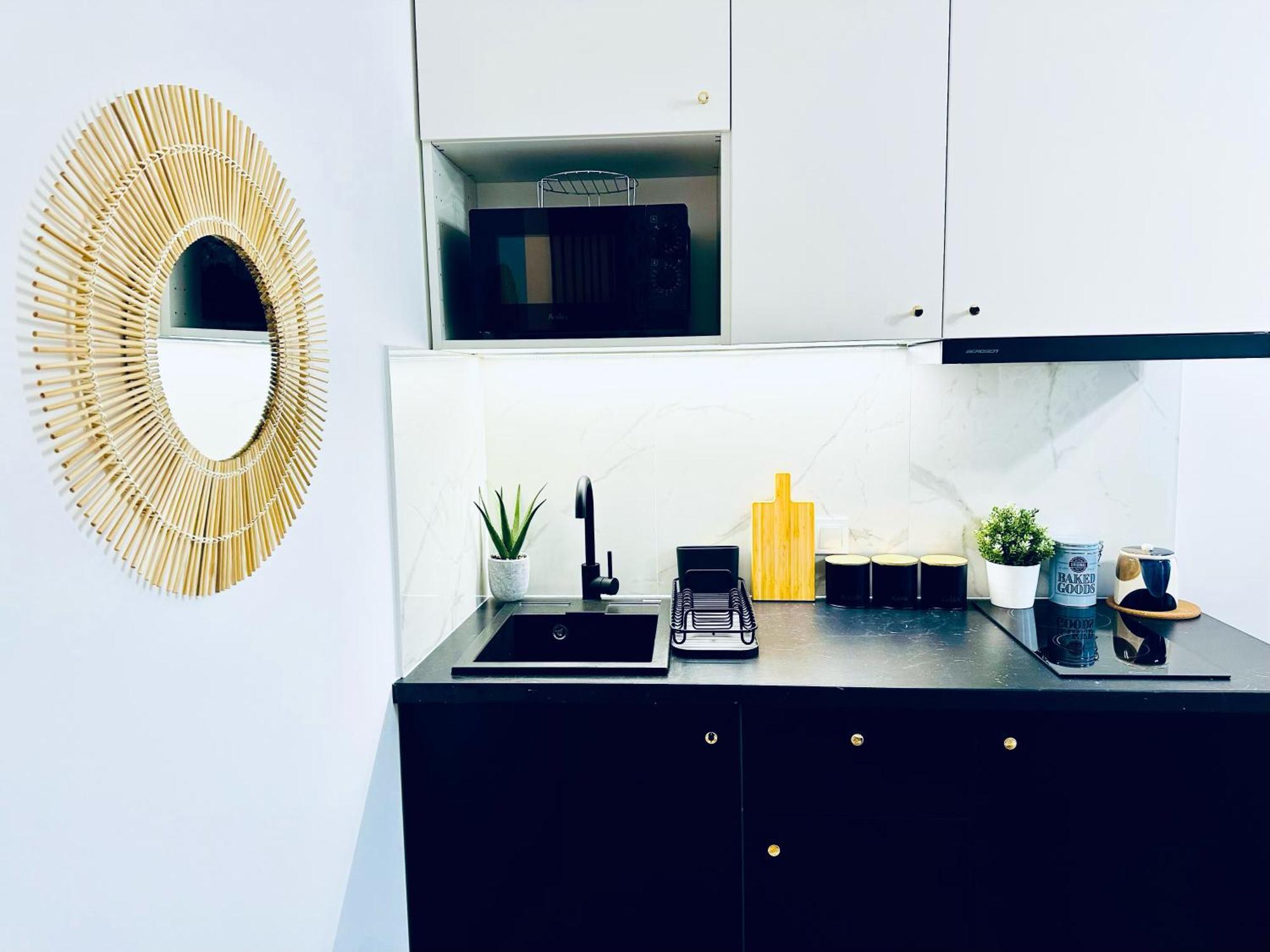 Olivia Apartments - Sloneczny Apartament W Centrum Warszawy, Plac Unii Lubelskiej, Lazienki Krolewskie, Pole Mokotowskie Varsó Kültér fotó